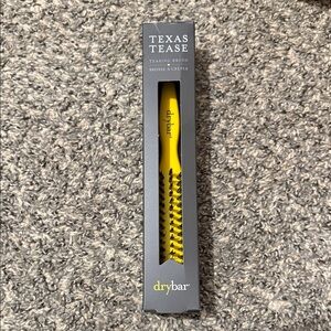 Drybar Texas Tease Yellow Brush